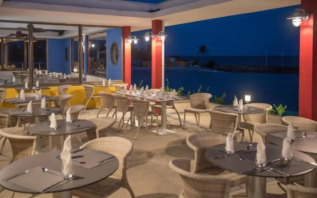 Zenitude Hotel Residences Le Salako