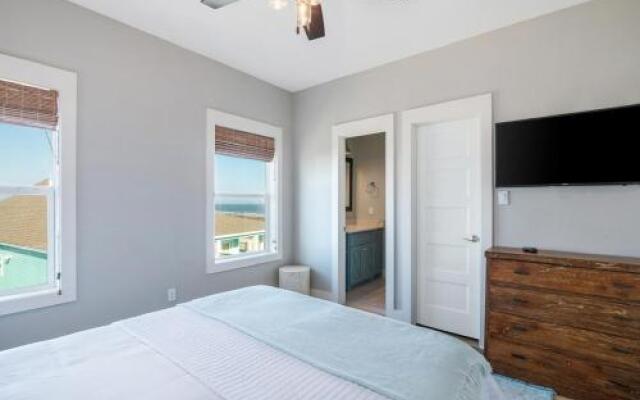 Ez Come Ez Geaux 4 Bedroom Home by Redawning