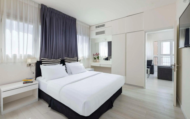 Best Western Regency Suites
