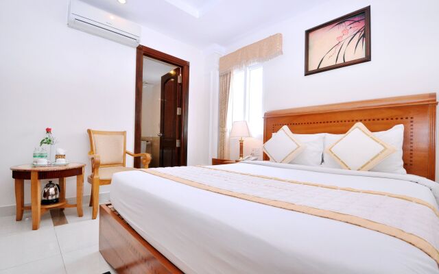 Tan Hoang Long Hotel