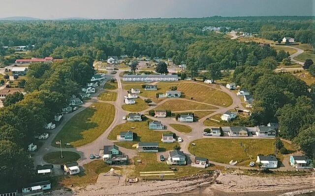 Colonial Gables Oceanfront Village