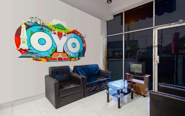 OYO 3083 D Kost 3 Syariah