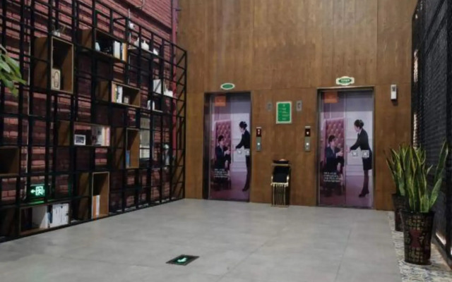 Vienna Classic Hotel (Yongxing Times Square)