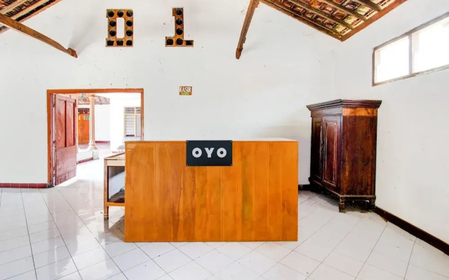 Hotel O Joglo Menoreh Resto & Homestay