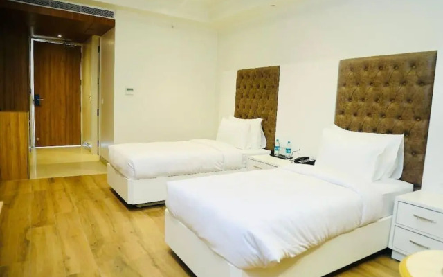 Sapphire Sky Hotel