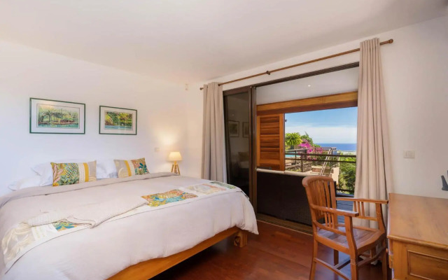 Magnificent 5 Br Villa with pool: amazing views