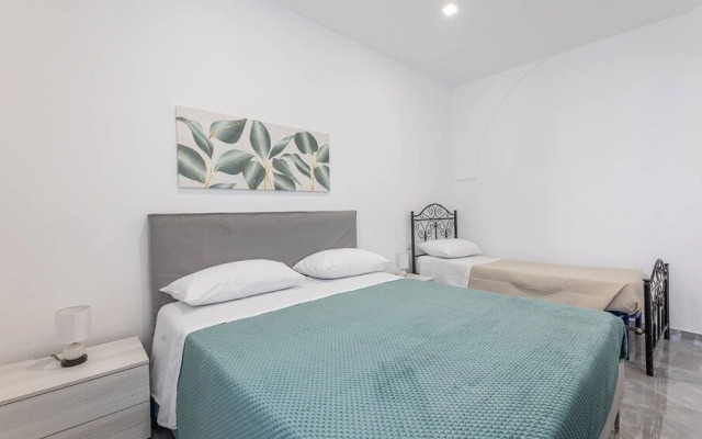 Sole Apartment 1 - Central Marina With Modern Furnishings