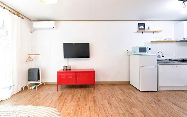 Sokcho Donbangseock Pension