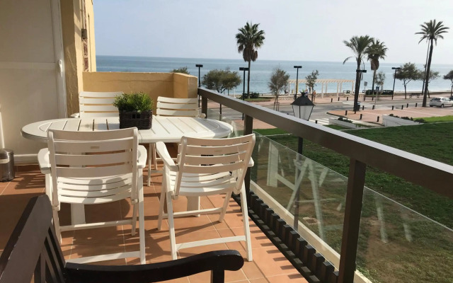 Apartment on the beach,fuengirola