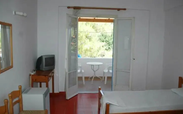Chalikias Rooms