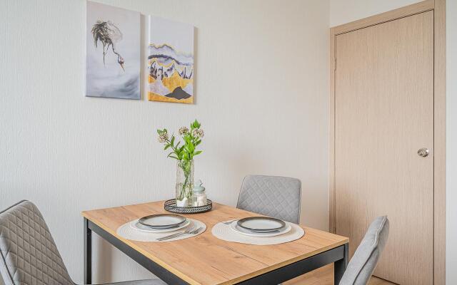 Лайт Апартаменты на улице Рябинина 49А