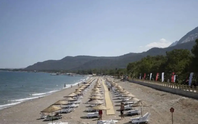 Akasia Resort Hotel