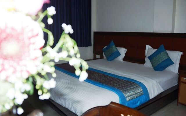 Maxfort Budget Hotel Gurgaon
