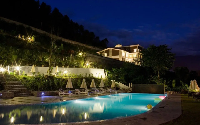 Club Mahindra Baiguney