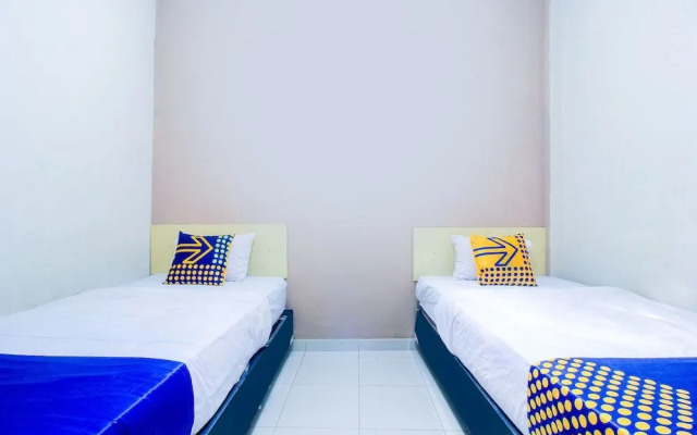 Spot On 2370 Berkah Homestay Syariah