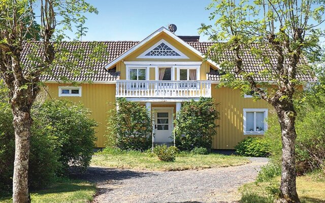 Awesome Home in Holsbybrunn With 7 Bedrooms and Wifi