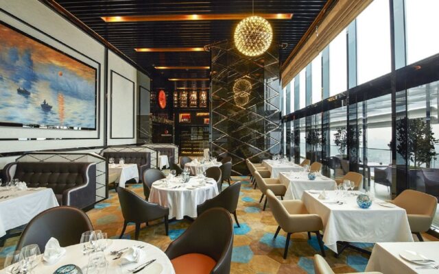 Platinum Suites by Ecosuites