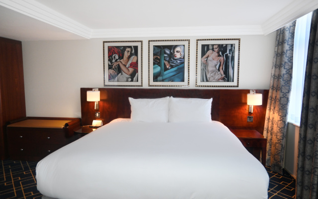 Crowne Plaza Liverpool - John Lennon Airport by IHG
