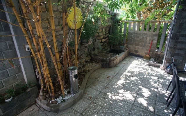 Mina Le Villa