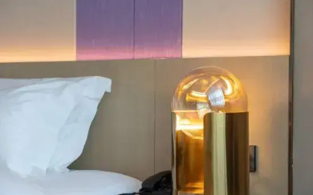 Lavande Hotel (Baoding Gaobeidian Baigou New Town Heda International Bag City)