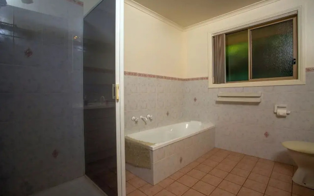 'Carnook House' Tura Beach