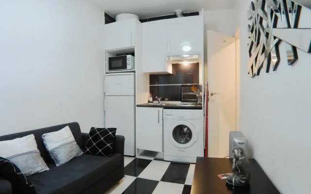 Apartamento interior cercano a Cuatro Caminos