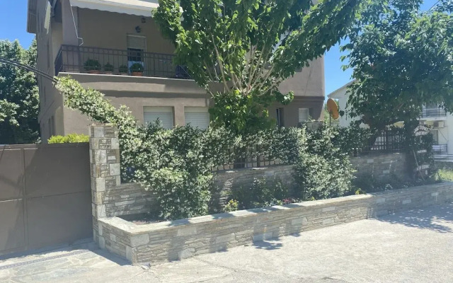 Saint Stephen's apartements at Meteora 3
