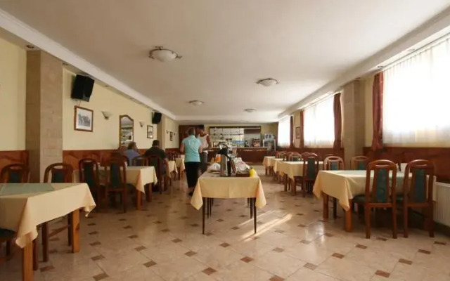 Hotel Vár