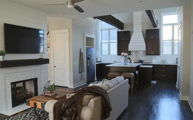 Stylish 3bd/3ba East Nashville Home by Domio