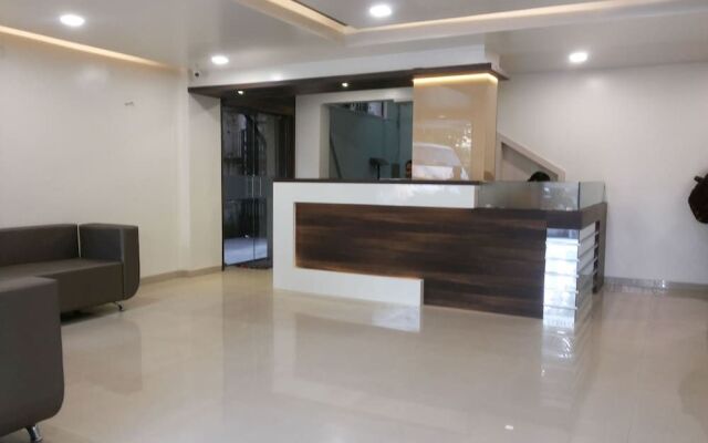 Treebo Trend Popular Hotel