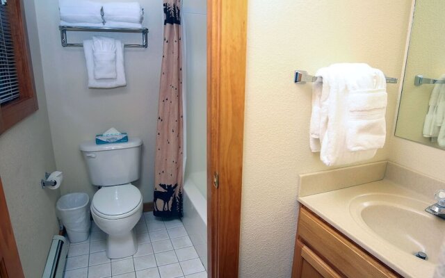 Timber Creek Chalets: 9