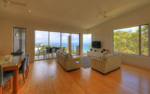 Rainbow Ocean Palms Resort