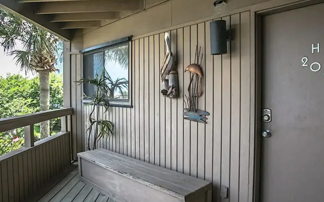 Sun-kissed Paradise With Garden View H204