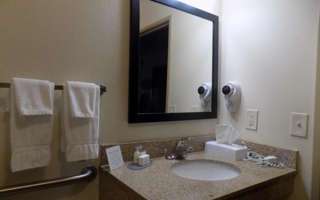 Cobblestone Hotel & Suites - Seward
