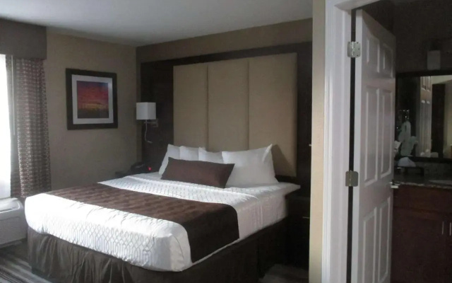 BEST WESTERN Plus Crawfordsville Hotel