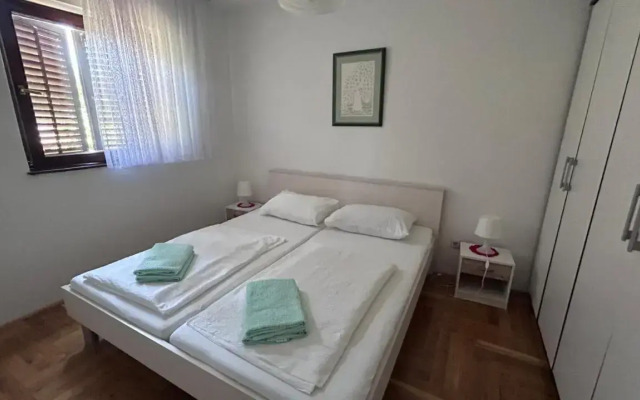 Apartments Dori