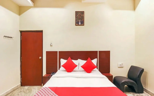 Hotel Pearl City by OYO Rooms