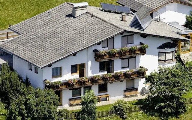 Ferienwohnungen Schöpf