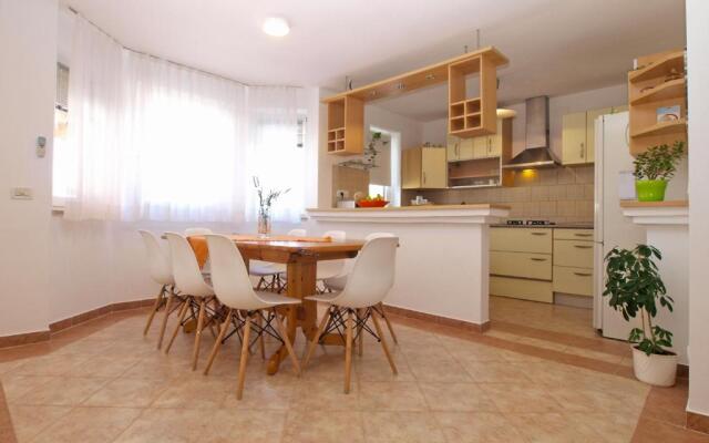 House Surida 1678