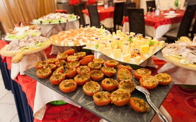 Hotel Aris