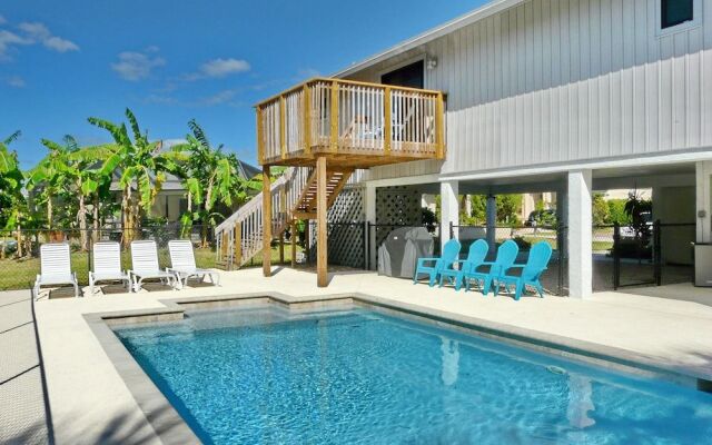 West-facing Home With Pool and 2nd Floor Porch