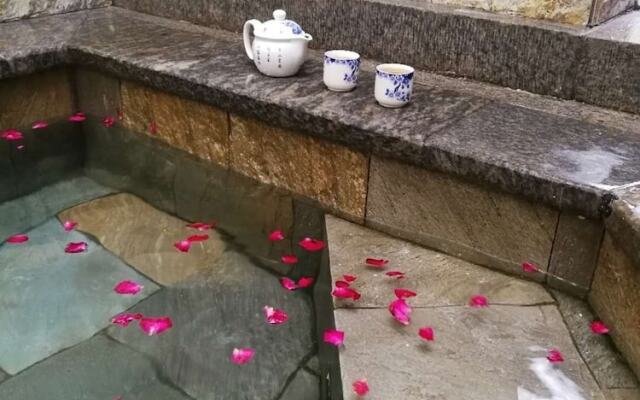 Lianyungang Donghai Shisu Onsen Villa