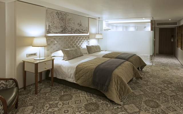The Vineyard Hotel