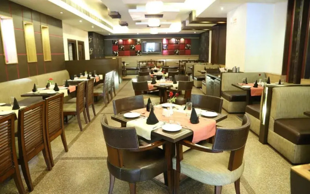 Hotel Parbhat Inn