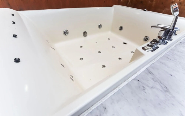 Changwon Buk-myeon The B and B Hotel