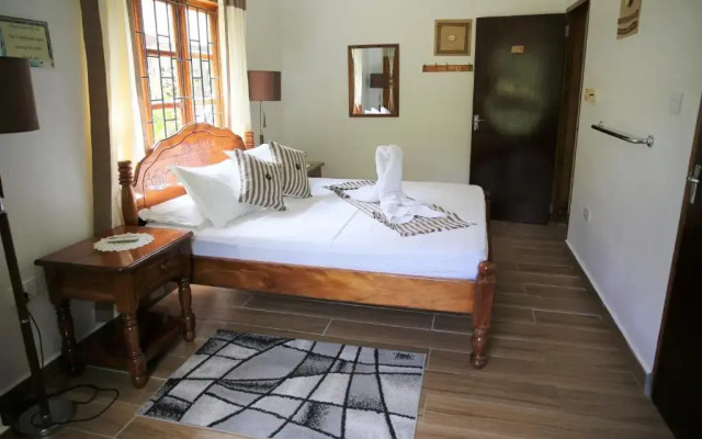 Tannette Villa
