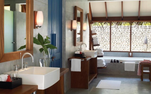 Four Seasons Resort  Maldives at Landaa Giraavaru