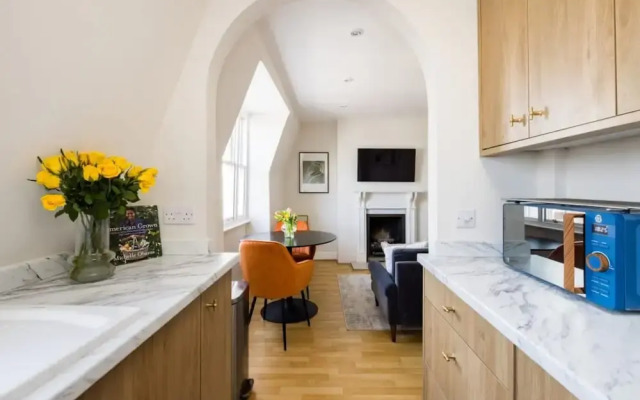 The London Crib - Relaxing 1bdr Flat With Terrace