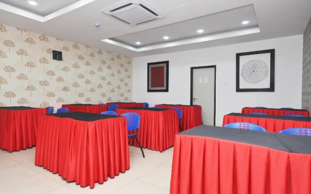 OYO 886 ADA Hotel & Apartment