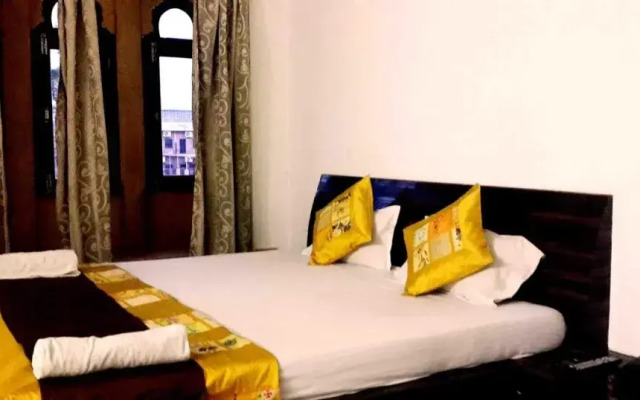 Hotel Suman Palace